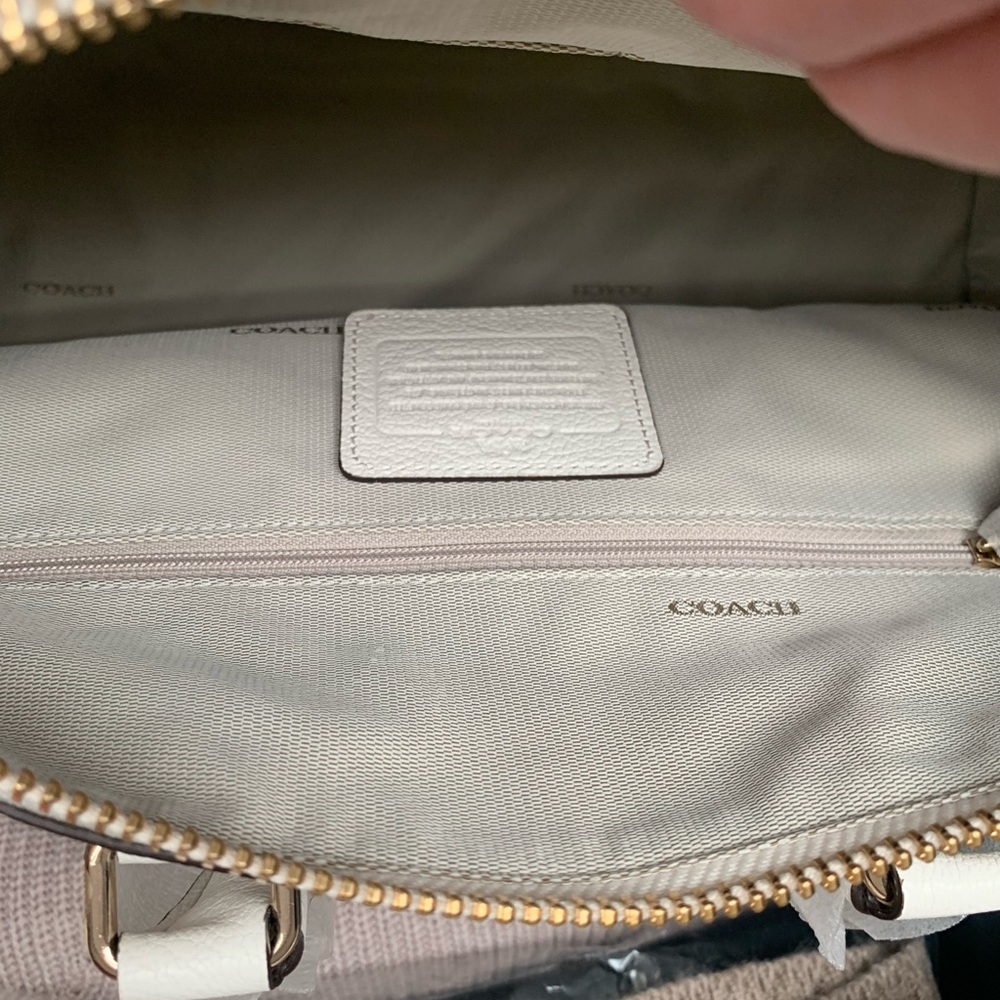 NWT Coach Chalk Rhyder Satchel With Shoulder Strap
& Dust Bag. - Picture 12 of 14